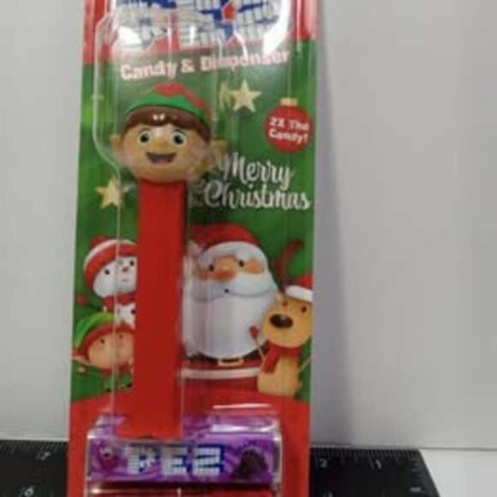 2025 Christmas Special Edition PEZ ELF w/feet and 2x Candy NEW